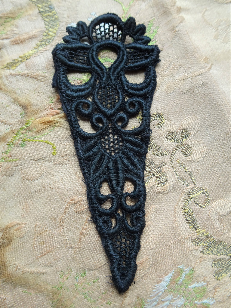 LOVELY Antique French Lace,Applique Lace Trim,Intricate Pattern,Heirloom Sewing,Collectible Vintage Lace
