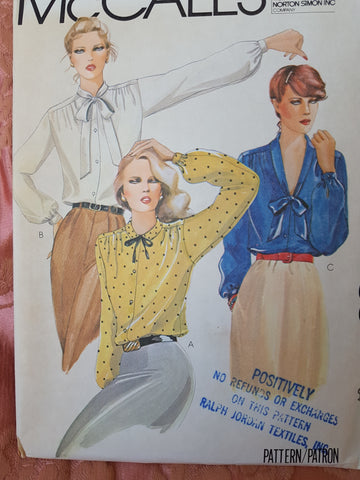 STYLISH 70s Blouse Pattern McCALLS 6763 Three Style Versions, Bust 34, Vintage Sewing Pattern FF