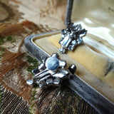 FABULOUS Vintage Glass Rhinestone Earrings, Lovely Sparkling Glass Earrings, Smokey Gray and White, Mid-Century Screw Back Earrings,Collectible Jewelry