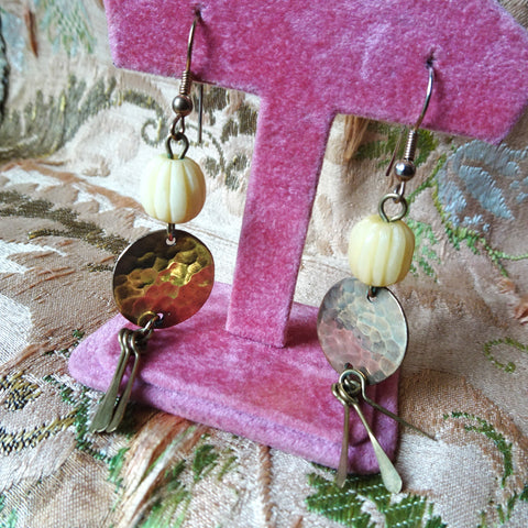 BEAUTIFUL Vintage Artisan Drop Earrings, Hammered Brass and Carved Bead Pierced Earrings, Dangle Earrings, Collectible Vintage Jewelry