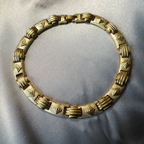 CLASSY 80s Gold Tone Metal Collar Necklace, Interesting Style, Givenchy Like Design, Modernist, Quality Made, Vintage Jewelry