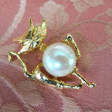 VINTAGE Cute Jelly Belly Cat Brooch, Faux Pearl Belly, Mid Century Figural Pins, Collectible Vintage Jewelry