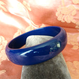 LOVELY Vintage Dark Blue Bangle, 1960s Resin Plastic Bracelet, Collectible Vintage Jewelry