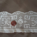 FINEST Filet Lace Edwardian Collar