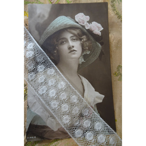 LOVELY Antique French Lace,Cotton Lace Trim,Delicate Intricate Pattern,Dolls,Christening Gowns,Bridal Lace,Heirloom Sewing,Collectible Lace