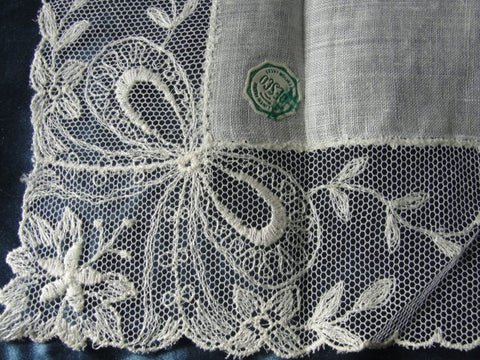 BEAUTIFUl Vintage 1950s BRIDAL WEDDING Handkerchief Irish Linen WIDE Lace Ribbons Hankie Special Bridal Hanky