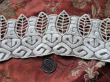 BEAUTIFUL Victorian Lace Embroidered Trim Applique on Netted Lace, Lovely Pattern,Fine Heirloom Sewing Crafts, Collectible Vintage Lace