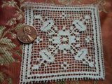 LOVELY Circa 1920s French Lace Applique, Doll House Size, Heirloom Sewing, Fine Crafts, Collectible Vintage Lace