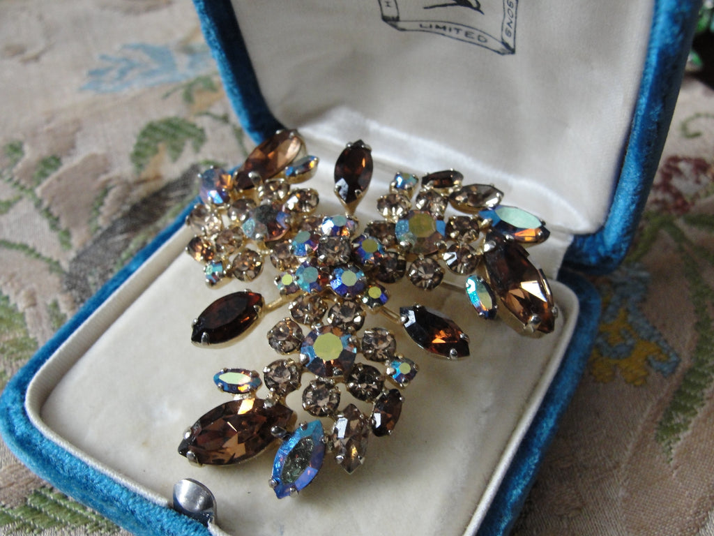 Vintage SHERMAN Signed Glittering TOPAZ Citrine Rhinestones Brooch,Prong Set,Brilliant Rhinestones,Dazzling Swarovski Crystal,Collectible Jewelry