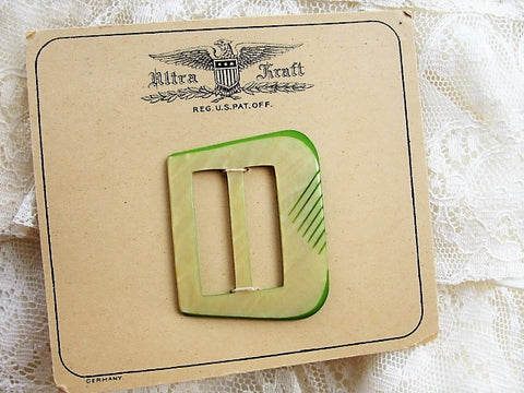 FANTASTIC Art Deco 2 Tone Bakelite Vintage 30s Dress Belt Buckle, Original Display Card, 30s Dress Sewing Notions, New Old Stock, Early Plastic,Art Deco Collectible Sewing Notion