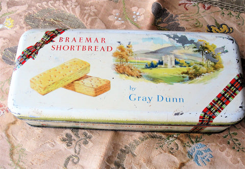 CHARMING Vintage Gray Dunn Biscuit Tin, Braemar Shortbread Cookies Tin, Scotland Souvenir Tin, Scottish Tartan Tins, Kitchen Decor, Farmhouse Decor, Great Britain,Collectible Tins