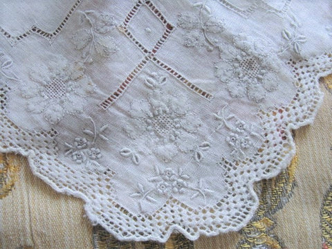 1930s Vintage MADEIRA Hand Embroidered Hankie Handkerchief White Work Embroidery ROSES Openwork Wedding Bridal Bridesmaids Special Hanky