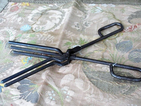ANTIQUE Primitive  Iron Hair Crimper Hair Curler Vntage Hair Salon Antique Hairdresser Beauty Supply Cast Iron Farmhouse Decor Primitives