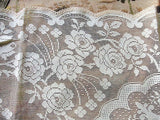 BEAUTIFUL Vintage Lace Table or Dresser Runner Scalloped Scarf Ivory Lace Roses Farmhouse Decor Wedding Bridal Vintage Linens Lover Gift