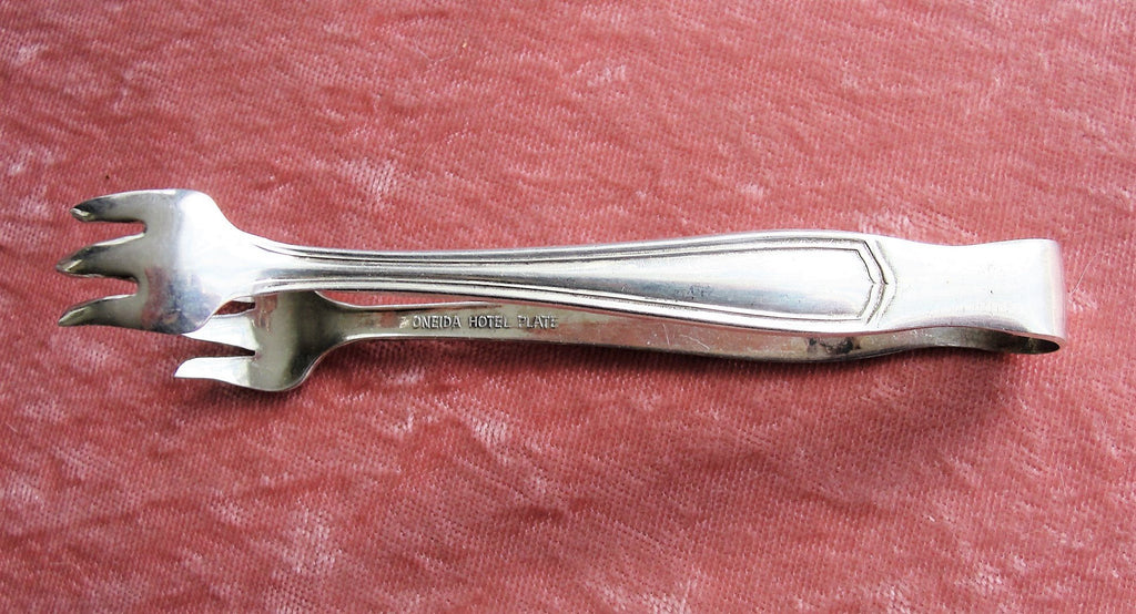 ELEGANT Silver Plate Sugar Tongs,Sugar Nips, Oneida Hotelware Silver,Cube Sugar Tongs,Tea Time Sugar Servers,Hotel Silverware,Vintage Silver