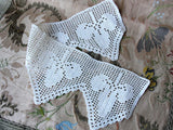 CHARMING Antique French Country Farmhouse Shelf Trim, Kitchen Cupboard Trim, Cheminee Shelf Pelmet, Fireplace Trim, Vintage Lace, Chic Decor