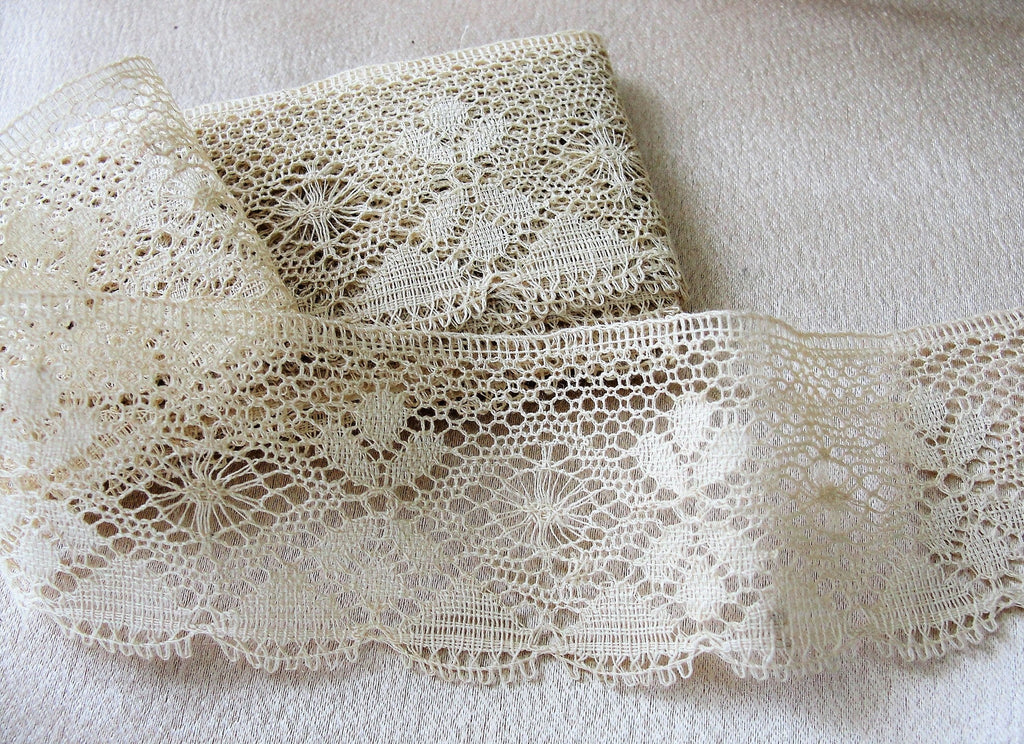 BEAUTIFUL Antique French Lace,Intricate Spider Web Pattern,Cotton Trim,Dolls,Christening Gowns,Bridal Heirloom Sewing,Collectible Lace Laces