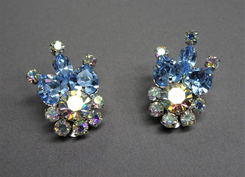 LOVELY Vintage Blue Crystals ,AB Rhinestone Glass Earrings,Floral Design,Austrian Crystals Mid Century Clip On Earrings,Collectible Jewelry