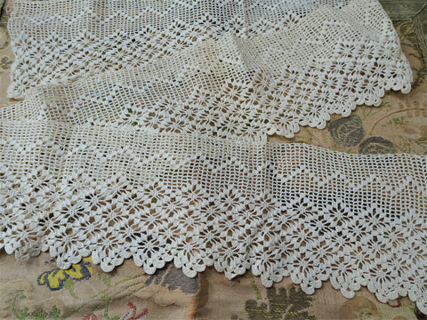 CHARMING Antique French Country Farmhouse Shelf Mantle Wide Trim,Kitchen Valence,Cheminee,Pelmet,Fireplace Trim,Vintage Lace, Cottage Decor