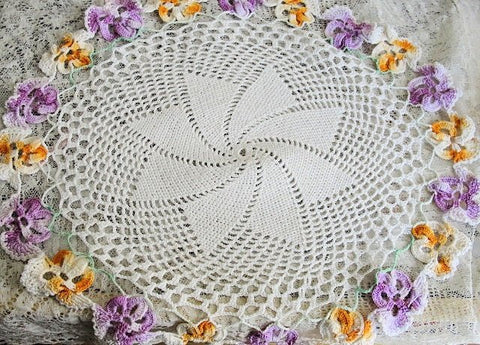 Lovely Vintage LARGE Hand Crochet FIGURAL PANSY Edged Doily Colorful Decorative, Romantic, Farmhouse, French Country, Cottage Decor Doilies
