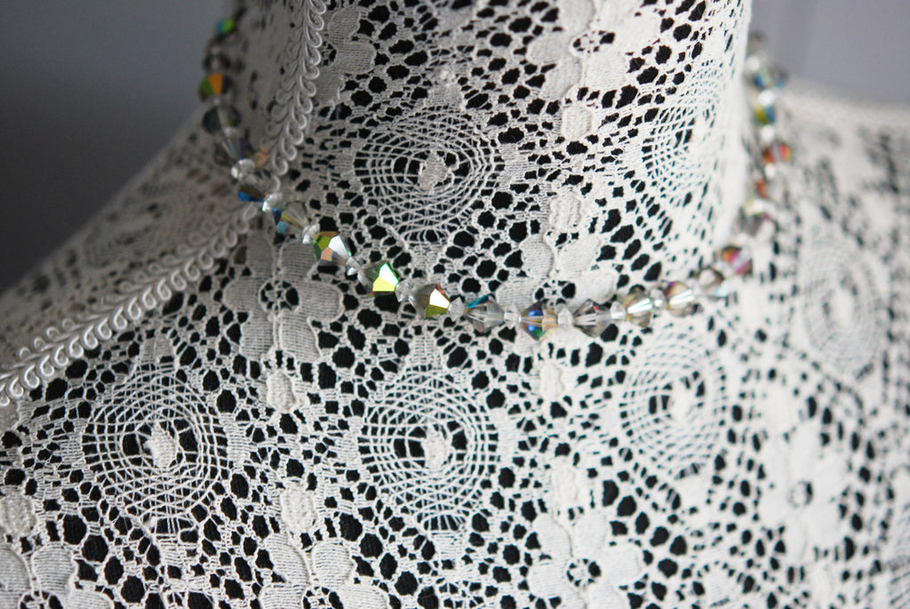 GORGEOUS Vintage Sparkling Austrian Cut CRYSTAL Bead Necklace High Quality Shimmering Crystals Old Costume Jewelry