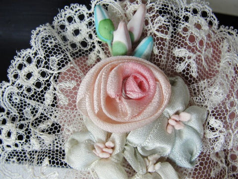 Lovely Antique FRENCH RIBBONWORK Pink Rose Ribbon Flowers Rosettes Bud Flowers Lace Edged 20s Flapper Gatsby Perfect For Bridal Weddings